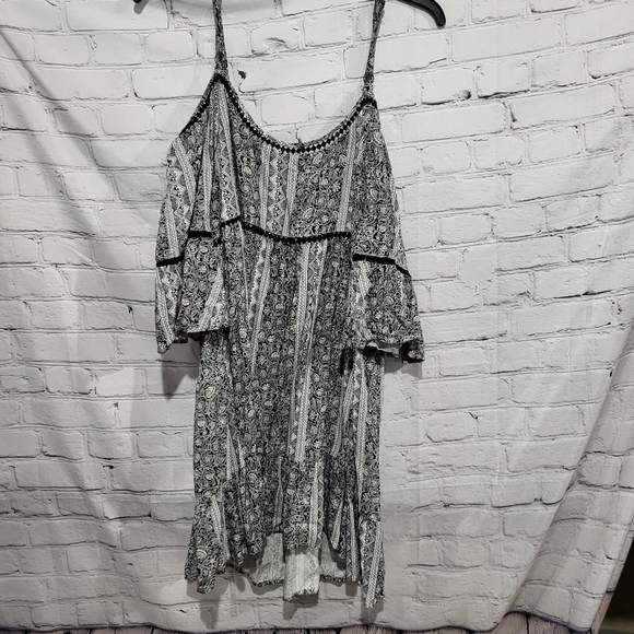 Torrid Mini Challis Off-Shoulder Print Dress 1x - Picture 6 of 8